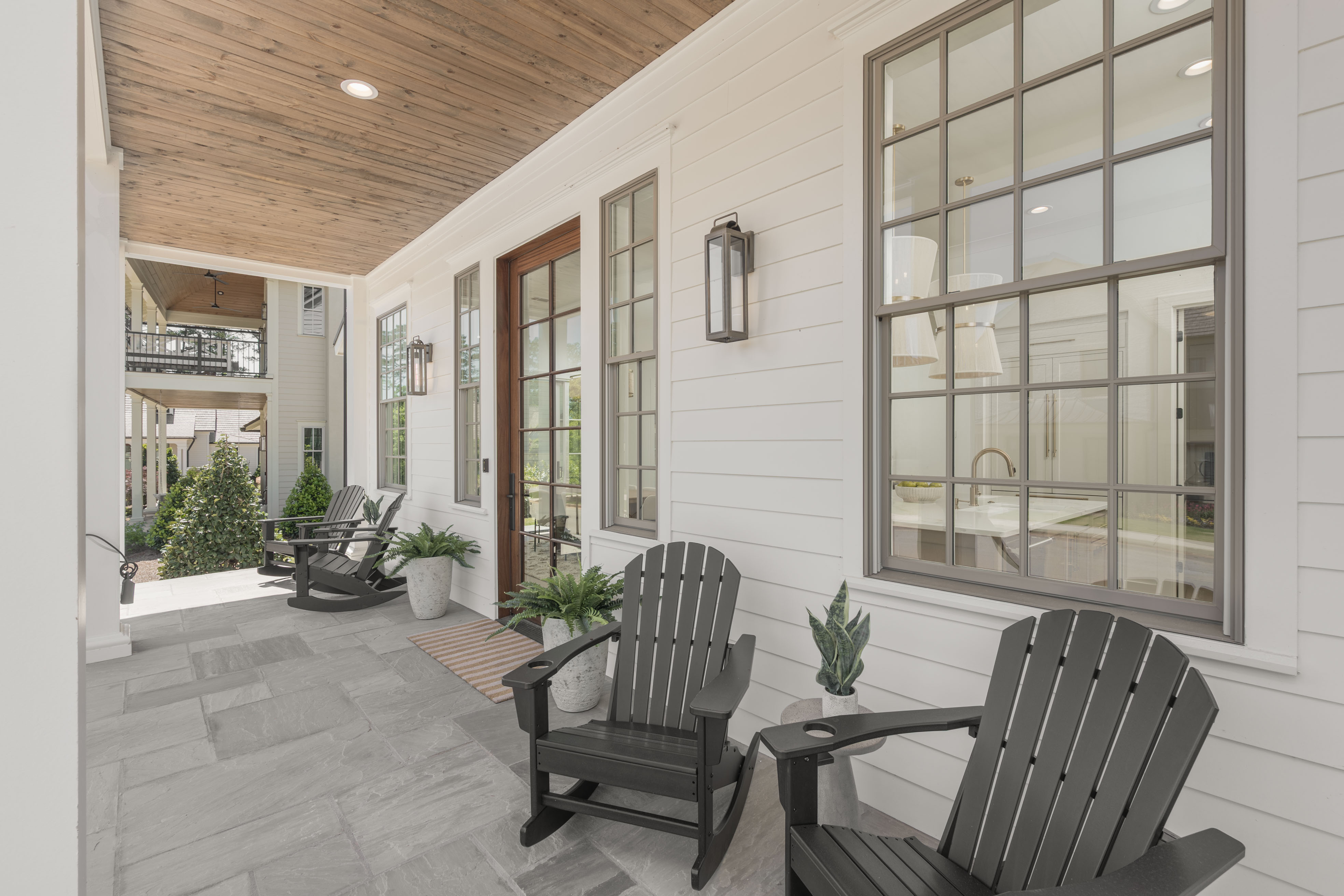 1541 Richland Pointe image 4